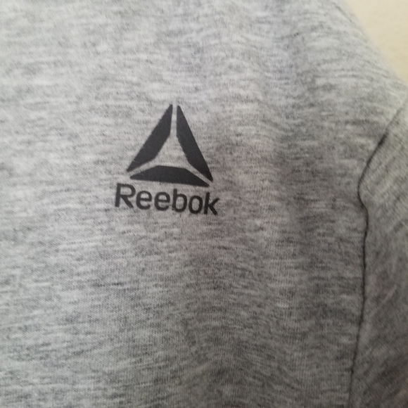 Lot Of 2 Men's Xl Gray Reebok  T Shirt, Striped Street Rules Tank Gray Black XL - Picture 4 of 10